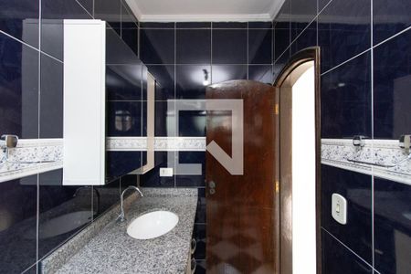 Banheiro da Suíte de casa para alugar com 3 quartos, 160m² em Vila Guilherme, São Paulo