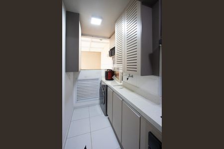 Apartamento à venda com 83m², 2 quartos e 1 vagaCozinha