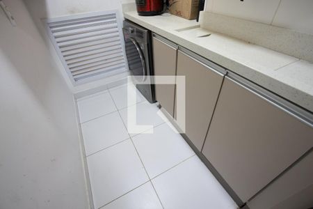 Apartamento à venda com 83m², 2 quartos e 1 vagaÁrea de Serviço