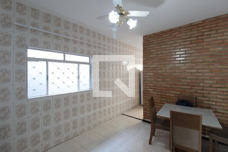 Casa à venda com 360m², 3 quartos e 7 vagasCopa