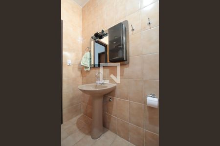 Casa à venda com 360m², 3 quartos e 7 vagasBanheiro Social