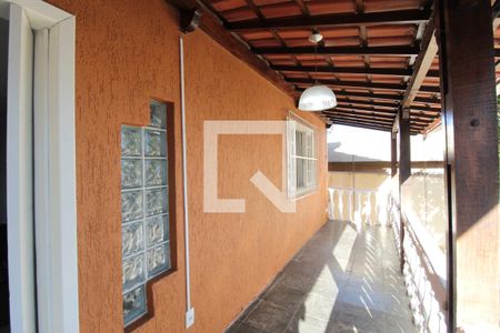 Casa à venda com 360m², 3 quartos e 7 vagasVaranda