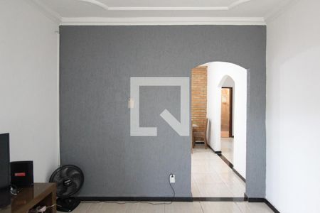 Sala de casa à venda com 3 quartos, 360m² em Santa Monica, Belo Horizonte