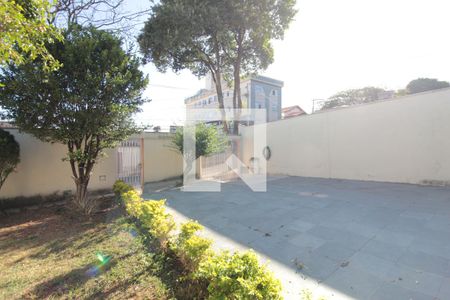 Casa à venda com 360m², 3 quartos e 7 vagasQuintal