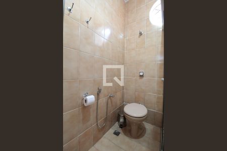 Casa à venda com 360m², 3 quartos e 7 vagasBanheiro Social