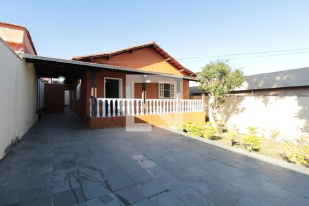 Casa à venda com 360m², 3 quartos e 7 vagasQuintal