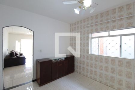 Casa à venda com 360m², 3 quartos e 7 vagasCopa