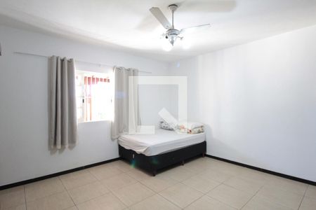 Suite de casa à venda com 3 quartos, 360m² em Santa Monica, Belo Horizonte