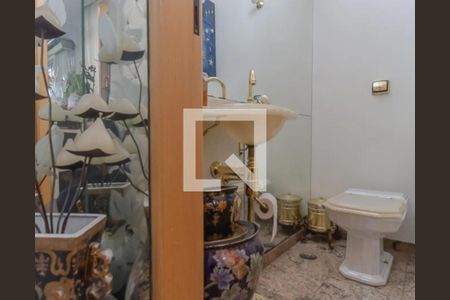 Apartamento à venda com 220m², 4 quartos e 2 vagas Apartamento à venda com 220m², 4 quartos e 2 vagasFoto 16