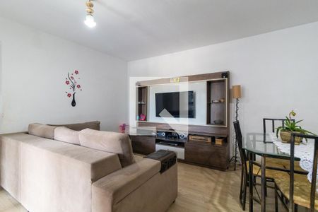 Sala de apartamento para alugar com 3 quartos, 83m² em Jardim Henriqueta, Taboão da Serra
