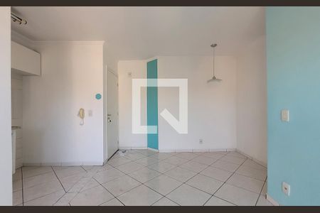 Sala de apartamento para alugar com 2 quartos, 82m² em Vila Alzira, Santo André