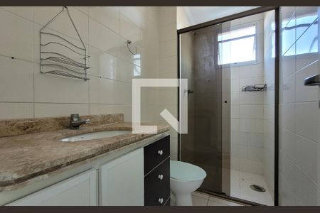 Banheiro de apartamento para alugar com 2 quartos, 82m² em Vila Alzira, Santo André
