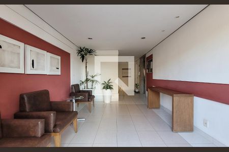 Hall de entrada de apartamento para alugar com 2 quartos, 82m² em Vila Alzira, Santo André