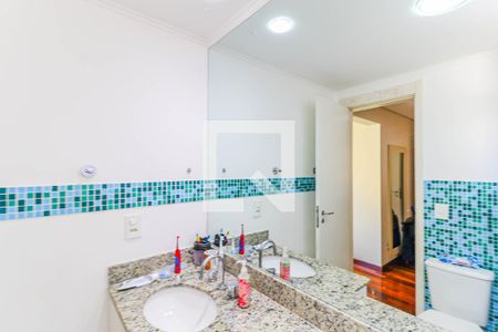 Apartamento à venda com 130m², 4 quartos e 2 vagasBanheiro Suíte