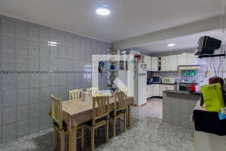 Casa à venda com 300m², 3 quartos e 3 vagasCozinha