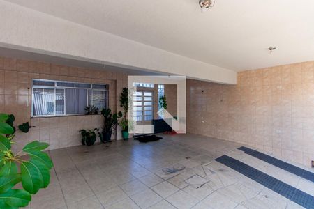 Casa à venda com 300m², 3 quartos e 3 vagasGaragem