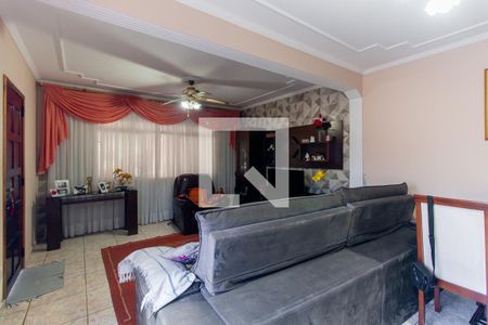 Sala de casa à venda com 3 quartos, 300m² em Vila Ema, São Paulo