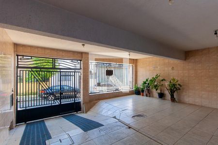 Casa à venda com 300m², 3 quartos e 3 vagasGaragem