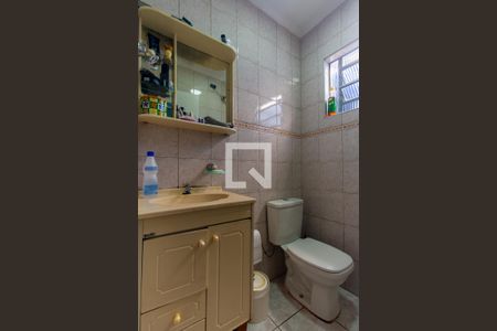 Casa à venda com 300m², 3 quartos e 3 vagasBanheiro 2