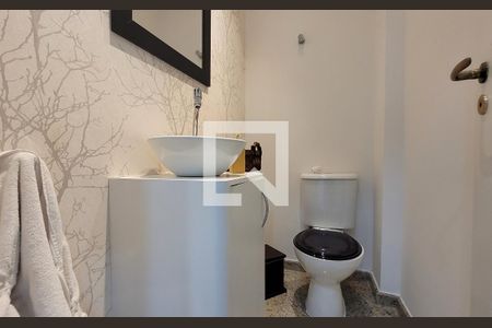 Casa à venda com 130m², 3 quartos e 2 vagasLavabo