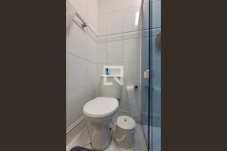 Casa à venda com 130m², 3 quartos e 2 vagasBanheiro