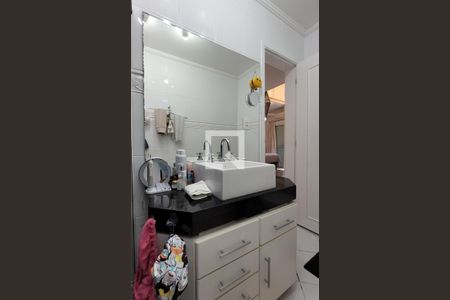 Casa à venda com 130m², 3 quartos e 2 vagasBanheiro da suíte