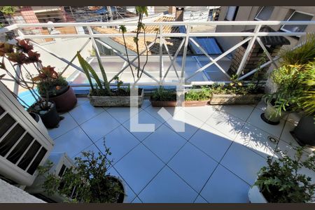 Casa à venda com 130m², 3 quartos e 2 vagasVaranda