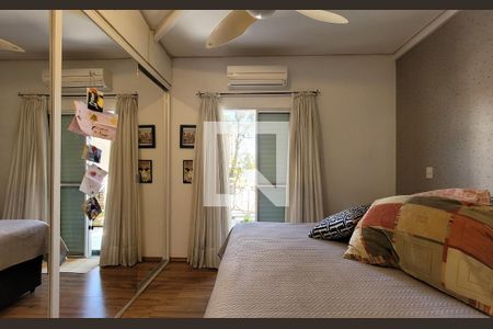 Casa à venda com 130m², 3 quartos e 2 vagasSuíte