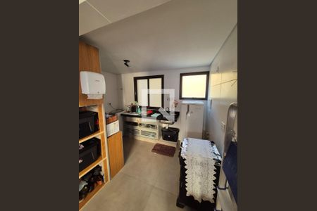 Cozinha de apartamento à venda com 2 quartos, 65m² em Santo Antônio, Belo Horizonte