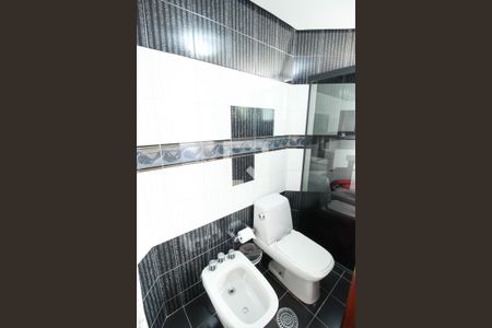 Apartamento à venda com 161m², 3 quartos e 3 vagas Apartamento à venda com 161m², 3 quartos e 3 vagasBanheiro 3