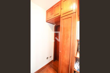 Apartamento à venda com 161m², 3 quartos e 3 vagas Apartamento à venda com 161m², 3 quartos e 3 vagasQuarto de Serviço