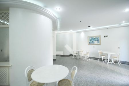 Apartamento à venda com 161m², 3 quartos e 3 vagas Apartamento à venda com 161m², 3 quartos e 3 vagasÁrea comum