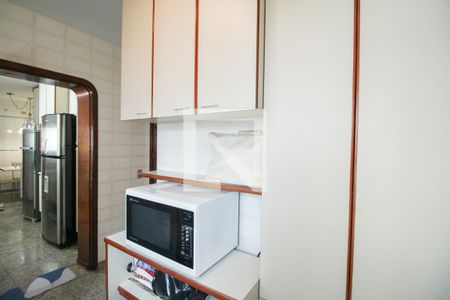 Apartamento à venda com 161m², 3 quartos e 3 vagas Apartamento à venda com 161m², 3 quartos e 3 vagasÁrea de Serviço