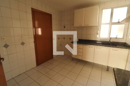 Apartamento para alugar com 102m², 3 quartos e 2 vagasCozinha