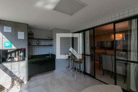 Cozinha de apartamento à venda com 4 quartos, 180m² em Santo Agostinho, Belo Horizonte