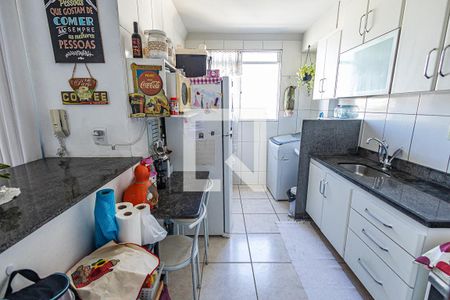 Cozinha de apartamento à venda com 3 quartos, 77m² em Ouro Preto, Belo Horizonte