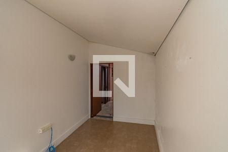 Casa de condomínio à venda com 219m², 3 quartos e 4 vagasEscritório