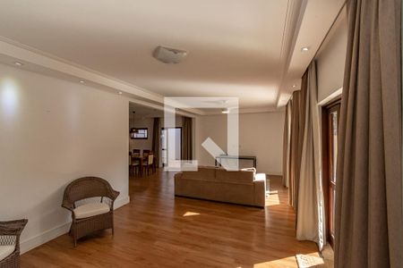Casa de condomínio à venda com 219m², 2 quartos e 4 vagasSala de Estar