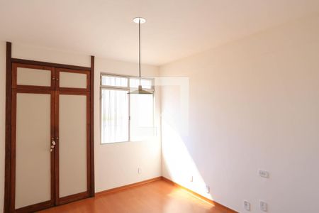 Apartamento para alugar com 160m², 3 quartos e 2 vagas Apartamento para alugar com 160m², 3 quartos e 2 vagasQuarto