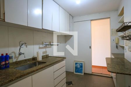 Apartamento para alugar com 160m², 3 quartos e 2 vagas Apartamento para alugar com 160m², 3 quartos e 2 vagasCozinha