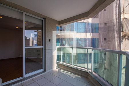 Varanda de apartamento à venda com 3 quartos, 131m² em Pinheiros, São Paulo
