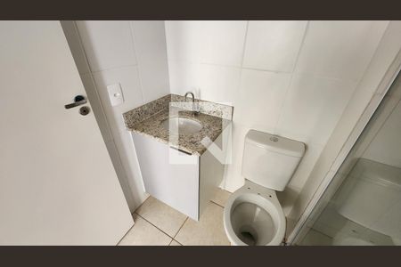 Apartamento para alugar com 47m², 2 quartos e 1 vaga Apartamento para alugar com 47m², 2 quartos e 1 vagaBanheiro