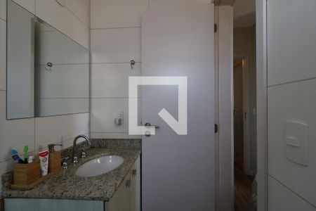 Apartamento à venda com 60m², 2 quartos e 2 vagasBanheiro da Suíte