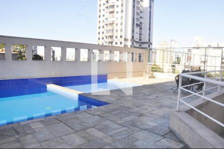 Apartamento à venda com 97m², 3 quartos e 2 vagas Apartamento à venda com 97m², 3 quartos e 2 vagasÁrea comum - Piscina