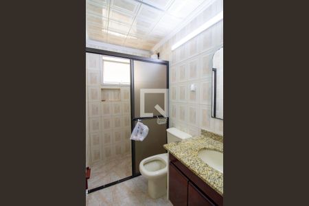 Apartamento para alugar com 74m², 2 quartos e 1 vaga Apartamento para alugar com 74m², 2 quartos e 1 vagaBanheiro