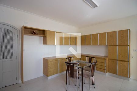 Casa à venda com 499m², 4 quartos e 6 vagasCozinha