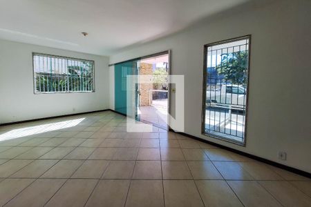 Sala de casa para alugar com 3 quartos, 144m² em Vila Progresso, Niterói
