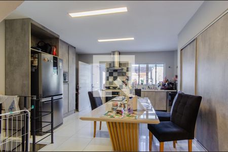 Casa à venda com 300m², 5 quartos e 1 vagaCozinha