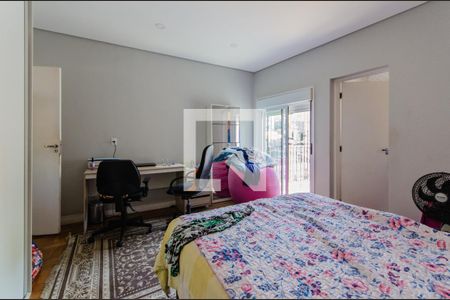 Casa à venda com 300m², 5 quartos e 1 vagaSuíte 1