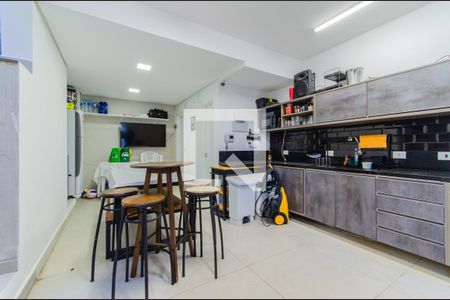 Casa à venda com 300m², 5 quartos e 1 vagaÁrea de Lazer - Churrasqueira